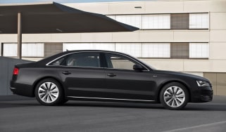 Audi A8 Hybrid profile