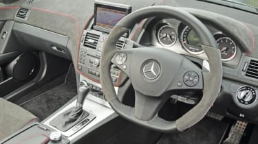 Mercedes C63 AMG DR520 int