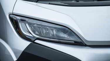 Vauxhall Movano Electric - headlight