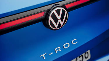 Volkswagen T-Roc Hybrid - T-Roc badge