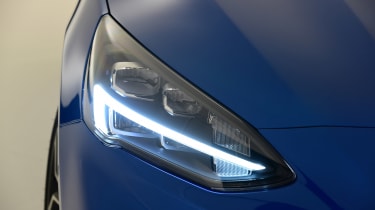 New Ford Focus studio - front light