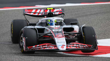 Haas VF-25