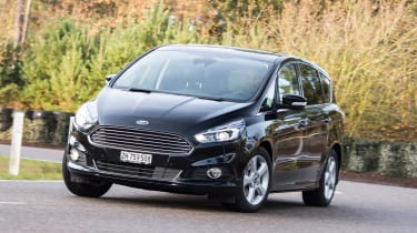 Ford S-Max AWD - front
