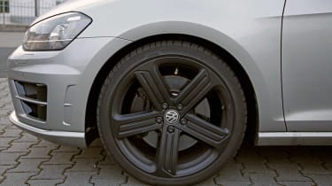 VW Golf R Estate wheel