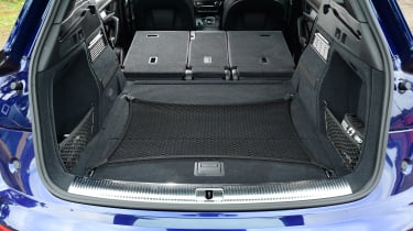 Audi Q5 - boot seats down