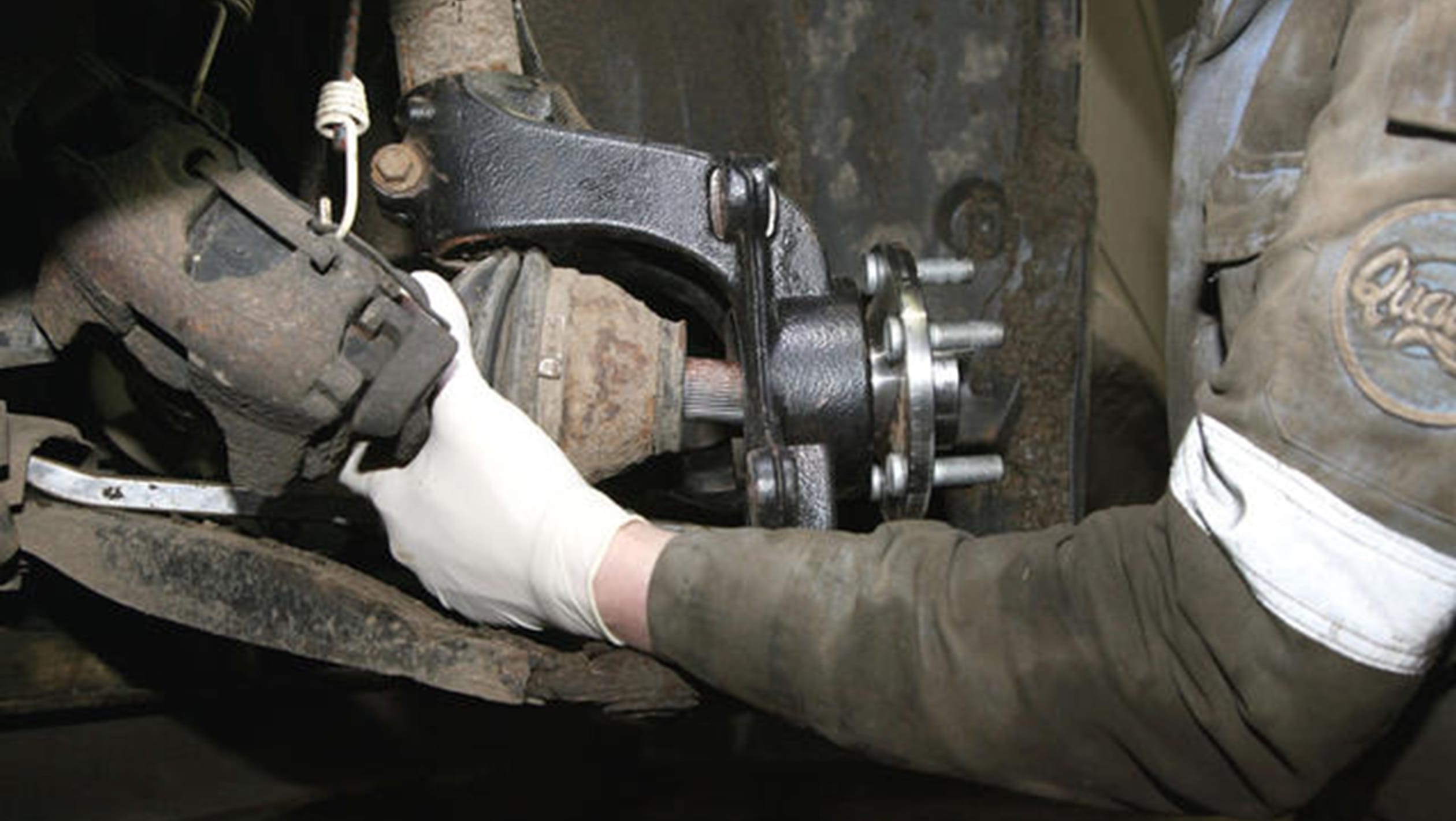 How to replace the wheel bearings on a Freelander 2 pictures Auto