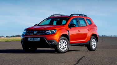Dacia Duster - front static