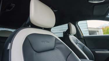 Kia K4 2025 - seats