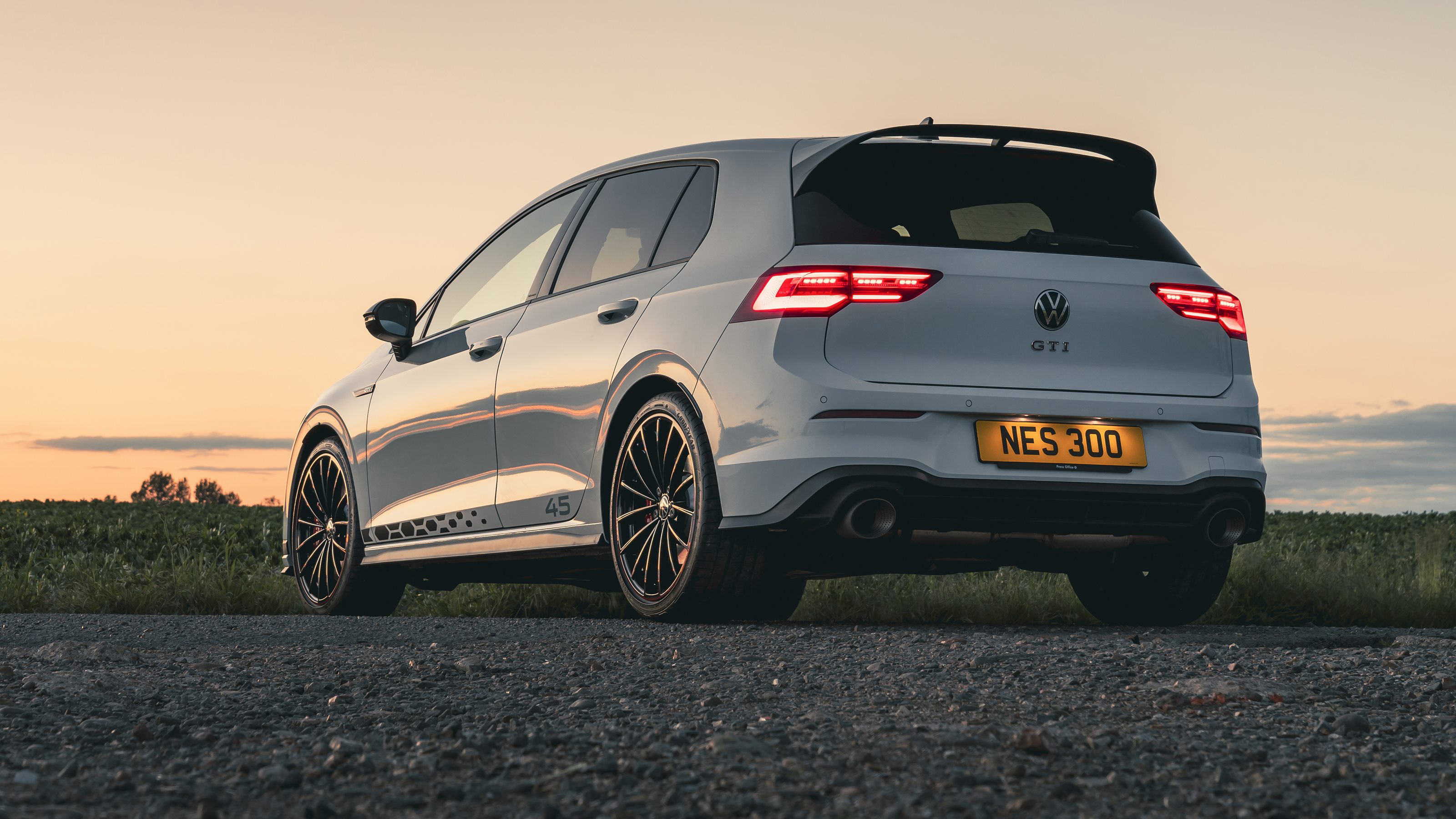 The facelifted Mk8.5 Volkswagen Golf is here! And it has a new infotainment  screen