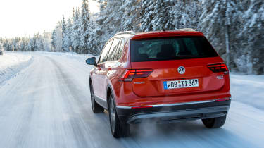 Volkswagen Tiguan snow drive review - rear tracking 2