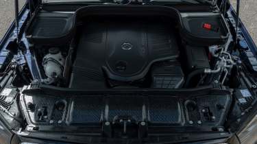 Mercedes GLS - engine
