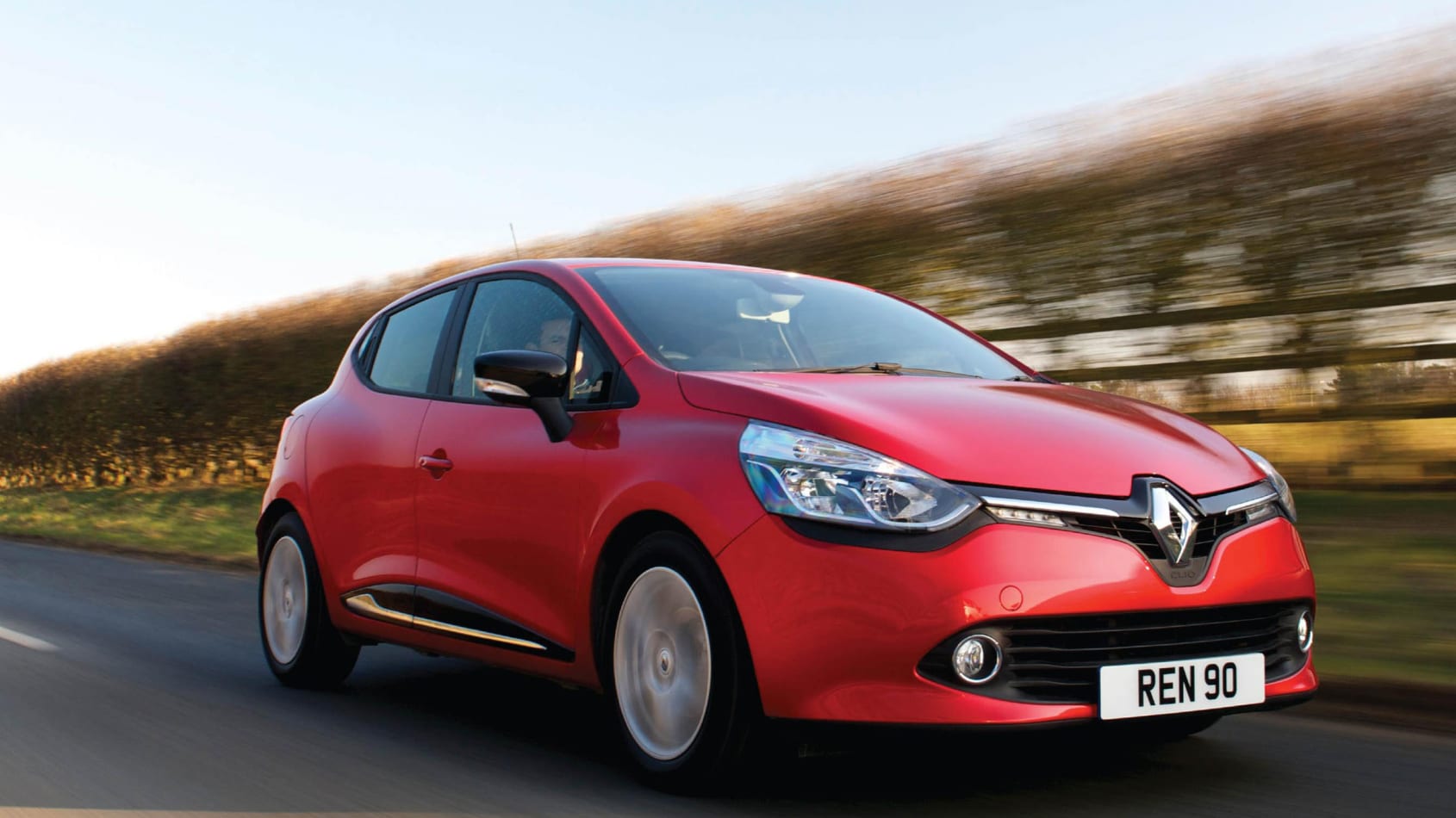 Renault Clio Expression review | Auto Express