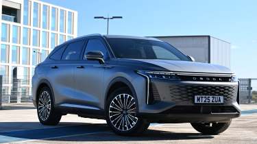Chinese hybrid SUV mega test - Omoda 9, front static