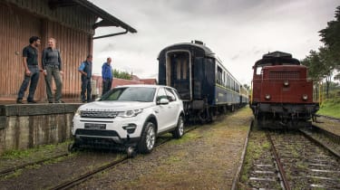 Land Rover Discovery Sport towing train - static