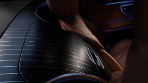 Mercedes%20S-Class%20interior%20details-8.jpg