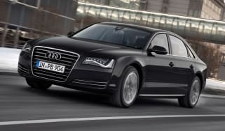 Audi A8 Hybrid front tracking