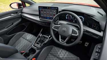 Volkswagen Golf GTI Mk8 - dashboard