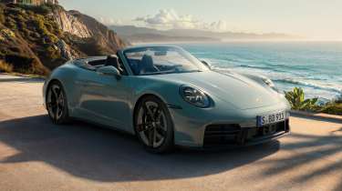 Porsche 911 Carrera 4S Targa - front static 