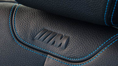BMW M2 Coupe 2016 - seats