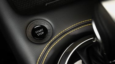 Nissan Juke facelift - start/stop button