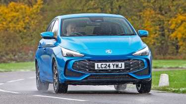 MG 3 Hybrid + long-term test - front tracking