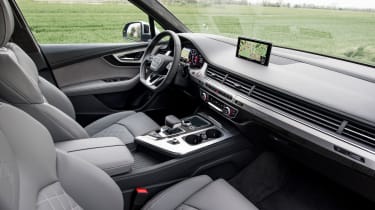 Audi SQ7 - cabin