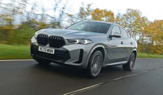 BMW X6 xDrive40i - front tracking