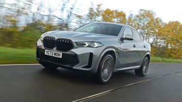BMW X6 xDrive40i - front tracking