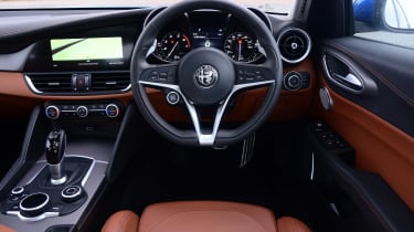 Alfa Romeo Giulia Veloce - dash