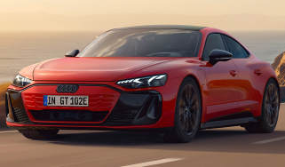 Audi e-tron GT quattro - front 3/4 dynamic