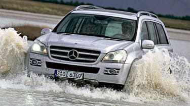 Front view of Mercedes GL450