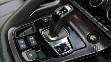 Jaguar F-Type R AWD Coupe - interior detail gearlever