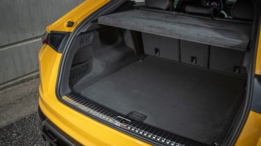 Lamborghini Urus - boot side