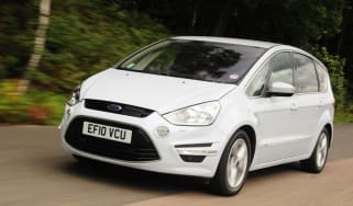Ford S-MAX front tracking