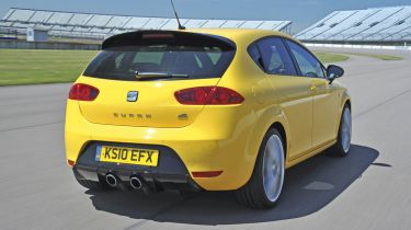 SEAT Leon Cupra R