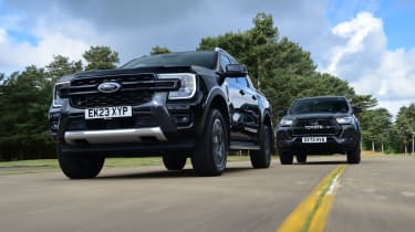 Ford Ranger and Toyota Hilux - front tracking