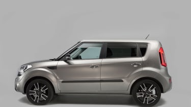 Kia Soul side static