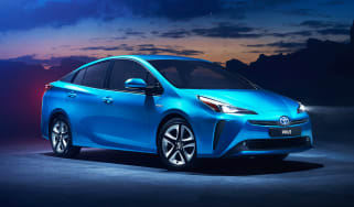 Toyota Prius - front