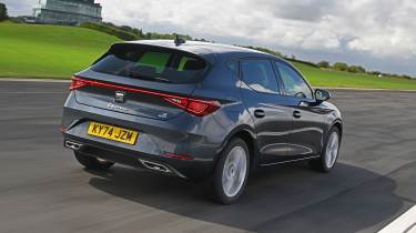 SEAT Leon - rear tracking