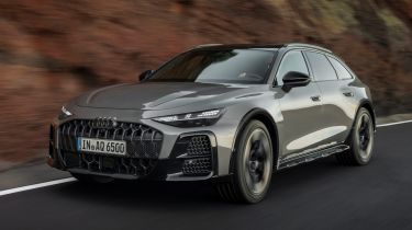 Audi A6 Allroad - front action