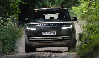 Range Rover Electric - front action