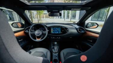 Toyota Aygo X Hybrid - dash