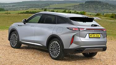 Omoda 9 - rear static