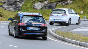 Volkswagen Golf R Estate facelift spied - 2