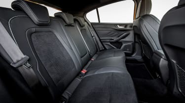 Ford Focus ST - rear seats