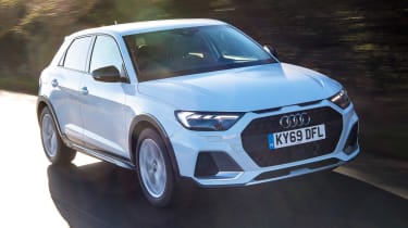 Audi A1 Citycarver - front tracking