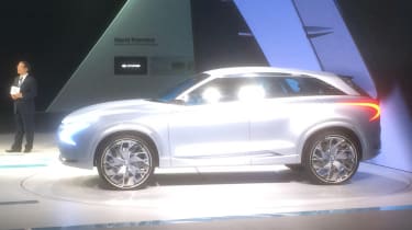 Hyundai FE Fuel Cell Concept show pics