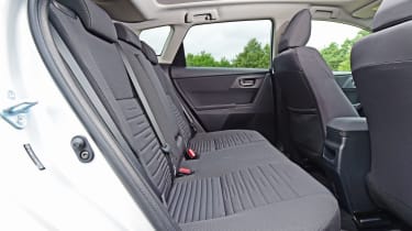 Toyota Auris - rear seats