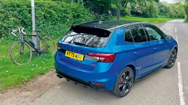 Fabia 130 - with a bike