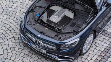 Mercedes-AMG S 65 Cabriolet engine